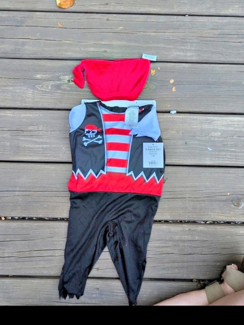 Celebrate It Baby Pirate 2 Piece Set Pirate Costume Black & Red Baby 0-6 mo NWT